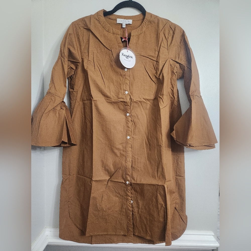 Hayden Camel V-Neck Blouse - Picture 2 of 6